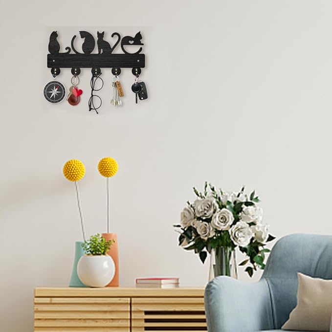 MAYJOYDIY Wood Love Cat Coat Rack Wall Mount 11.85.4inch Cat Love Heart Key Holder 5 Alloy Hooks Animal Theme Wall Key Rack for Gift Front Door Hallway Art Decor