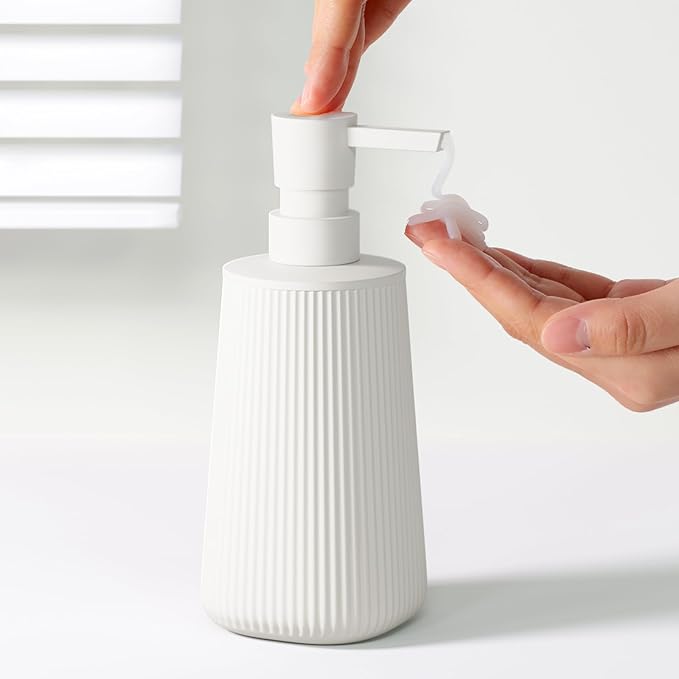 White Soap Dispenser Set of 2, Hand Soap Dispenser for Bathroom, Cute Dish Soap Dispenser for Kitchen, Plastic Soap Dispenser with Pump, Refillable Soap and Lotion Dispenser Set, White