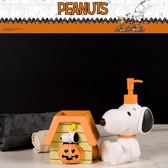 Peanuts Snoopy Toothbrush Holder - Makeup Brushes/Pens Tumbler, (Officially Licensed Product) by Franco Collectibles