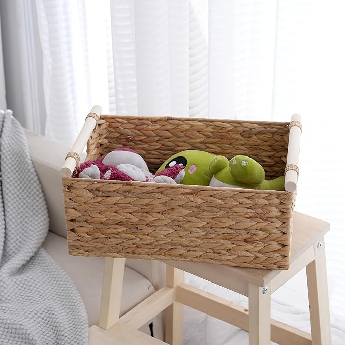 Natural Woven Storage Basket 11.6x8.1x4.9 Inch, Small Wicker Organizer Bin with Handles for Shelves, Multi-Purpose Decorative Basket for Kitchen, Bathroom, Pantry, Gift Wrapping, Farmhouse Home Decor