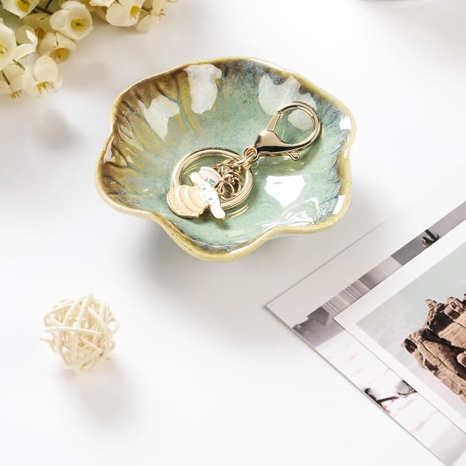 2PCS Ring Holder Dish, Small Key Bowl, Ceramic Trinket Tray Jewelry Dish Organizing Necklace Earrings for Mom Friend Sister, All Jewelries Are NOT Included. Light Green+Crystal Green.â¦