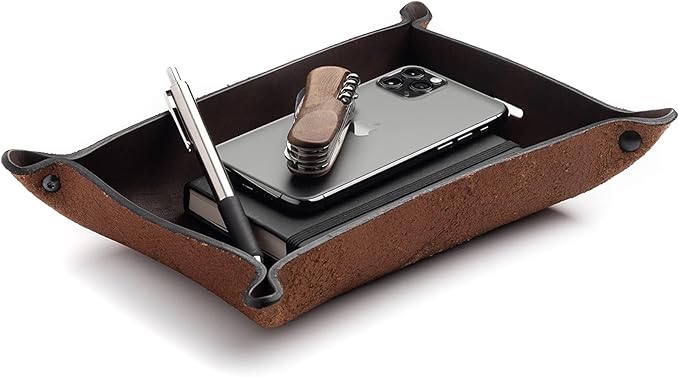 Main Street Forge Leather Valet Tray for Men â Rustic EDC Organizer for Keys, Phone & Wallet â Made in USA â Whiskey Barrel Brown