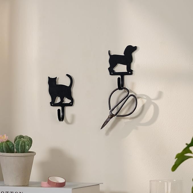 NIKKY HOME Black Dog Hook Cute Cat Hook Set of 2 Decorative Wall Mounted Coat Hook Vintage Holder for Hanging Jackets Clothes Hats Towel Purses Robes Keys