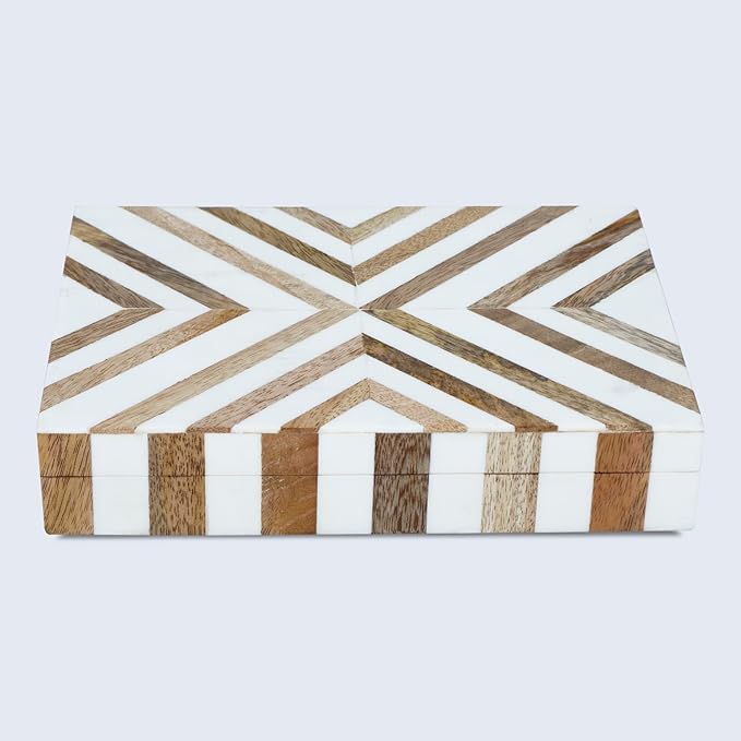 Handicrafts Home Decorative Keepsake Box 8x5 â Small Organizer Box with Lid, Boho Decorative Storage, Retro Memory Box, Unique Coffee Table DÃ©cor, Jewelry or Trinket Box, Modern Shelf Decorative Box