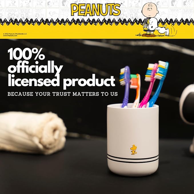 Peanuts Snoopy Kids Toothbrush Holder - Makeup Brushes/Pens Tumbler, (Official Peanuts Product) by Franco Collectibles