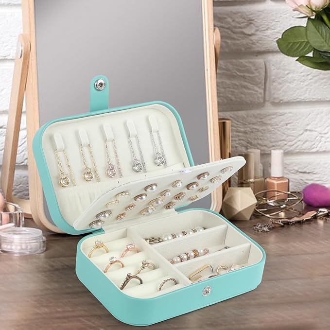 Hatori Travel Jewelry Box, PU Leather Small Jewelry Organizer for Women Girls, Portable Mini Travel Case Display Storage Holder Boxes for Stud Earrings, Rings, Necklaces, Bracelets