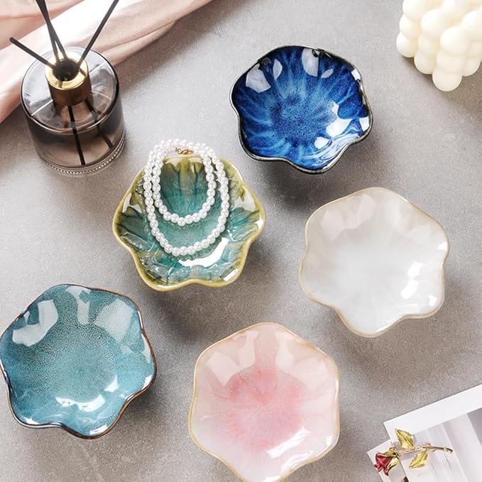 2PCS Lotus Leaf Shape Ring Holder Dish, Small Key Bowl, Ceramic Trinket Tray Jewelry Dish Organizing Necklace Earrings for Mom Friend Sister, All Jewelries Are NOT Included. Blue+Pink.â¦