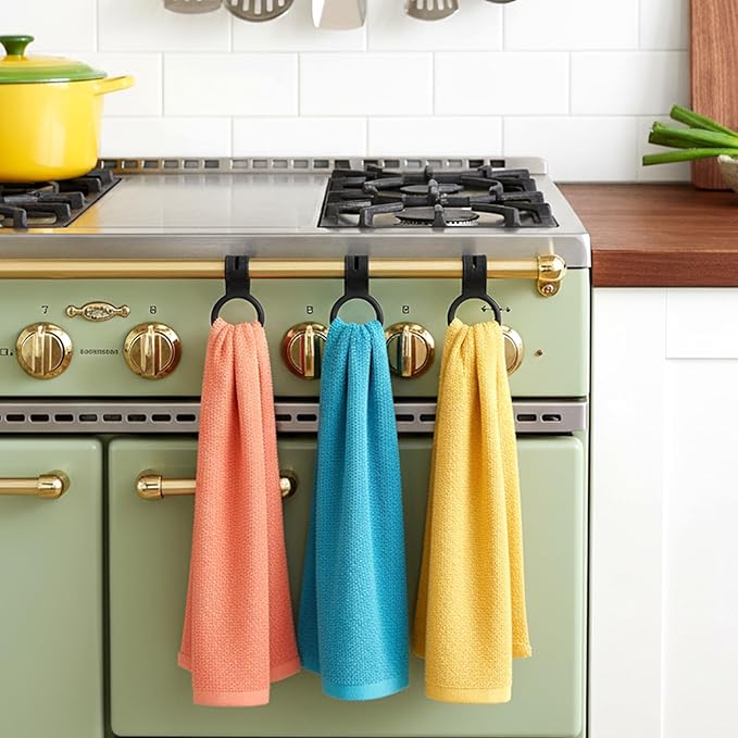 Silicone Kitchen Towel Holder, 4PCS Waterproof Dish Towel Holder, Towels Clips for Cabinet Stove Oven Handle or Rods, Heat Resistant Anti-Slip Hanging Kitchen Towels(Black)