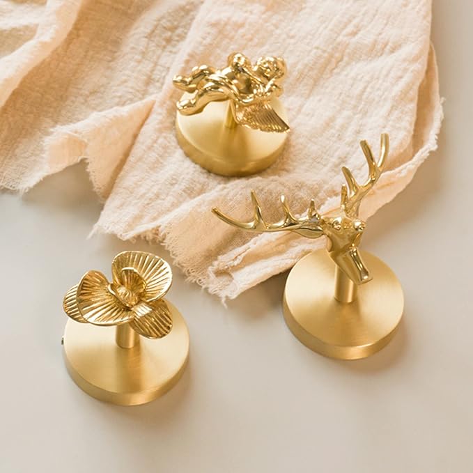 Brass Deer Coat Rack Robe Wall Hooks Hat Dragonfly Hanger for Bedroom Kitchen Various Shapes Animal Deer Decor Home Accessories (1, Deer)