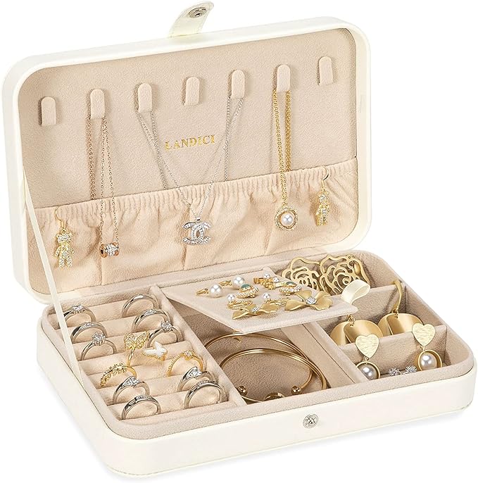 LANDICI Small Jewelry Box for Women Girls, PU Leather Travel Jewelry Case, Portable Jewelry Organizer Storage Holder Display for Ring Earrings Necklace Bracelet Bangle Men Kids Gift, White