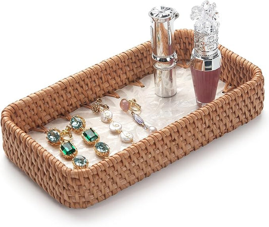 YANGQIHOME Jewelry Tray, Rattan Jewelry Organizer with White Leaf Base â Decorative Jewelry Organizer Dish for Rings, Watches, Keys â Ideal for Bedroom, Living Room, Entryway, Natural