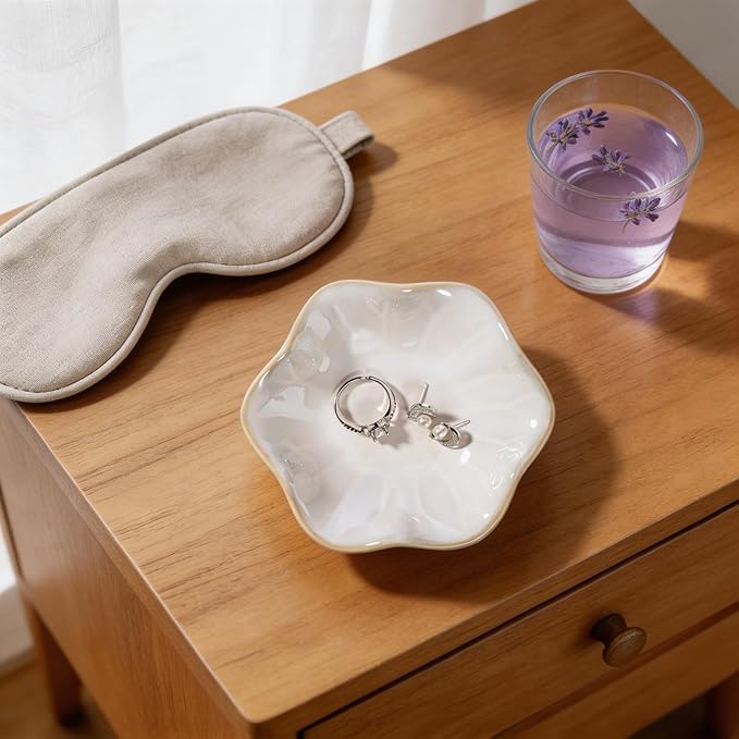 White Lotus Leaf Shape Ring Jewelry Dish Holder,Small Trinket Jewelry Tray,Decorative Jewelry Plate Bowl,Key Bowl,Birthday Engegament Gifts for Women Friends,Ceramic