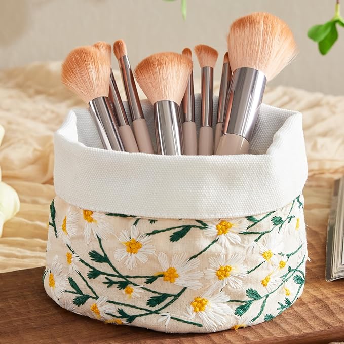 HAUSFRAU Decorative Storage Baskets - Round Embroidered Jacquard Baskets for Home Decor and Organizing - Small Storage Box and Organizer Bins, 5.12"x5.12"x5.12", White Daisy