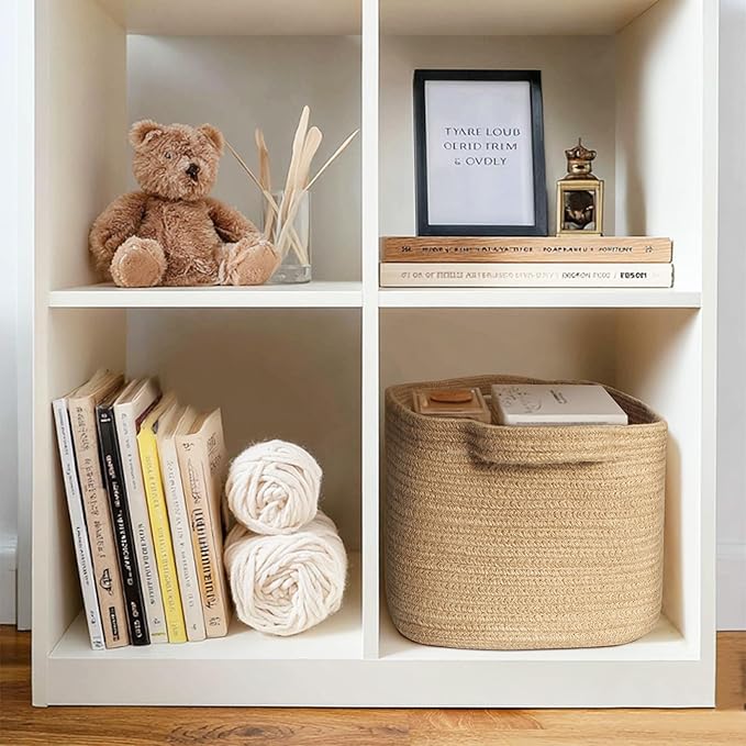 Wicker Basket for Storage, 15"x11"x9" Woven Basket with Handle, Rectangular Cute Storage Bin for Books, Shoes, Clothes, Towels, Decorative Gift Bin Empty, Stuffed Animal Organizer, Home Decor