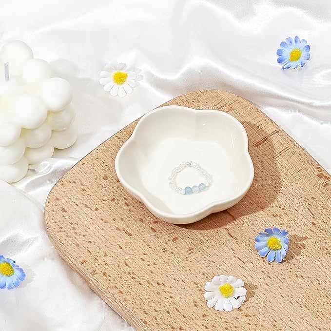 Koythin 2-Piece Small Trinket Dish, Ceramic Jewelry Ring Dish, Flower Key Holder Bowl for Women, Decorative Plate Tray for Dresser, Home Decor Organizer Trinket Tray (Five Petal Flower, White)