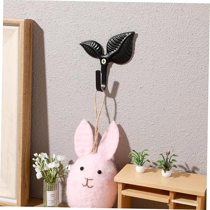 iplusmile Leaf Wall Hook Set 4-Pack Rustic Wrought Iron Decorative Coat Hooks Vintage Style Wall Mounted Leaf Shaped Hooks for Hanging Bags Hats Keys Towels