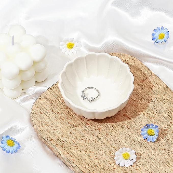 Koythin 2-Piece Small Trinket Dish, Ceramic Jewelry Ring Dish, Flower Key Holder Bowl for Women, Decorative Plate Tray for Dresser, Home Decor Organizer Trinket Tray (Round Petal Flower, White)