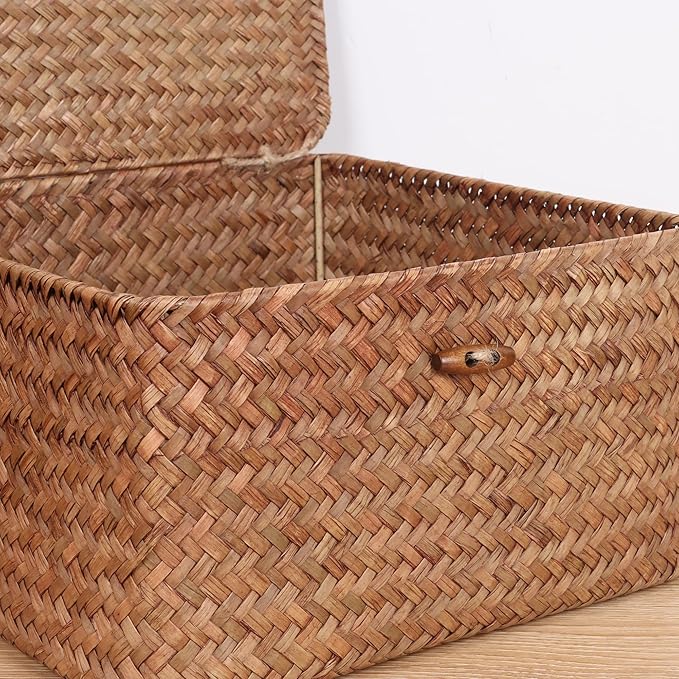 Wicker Shelf Baskets with Lid, Handwoven Seagrass Storage Basket Bins Square Gift Boxes for Shelves Home Decor Organizer (Coffee, Medium)