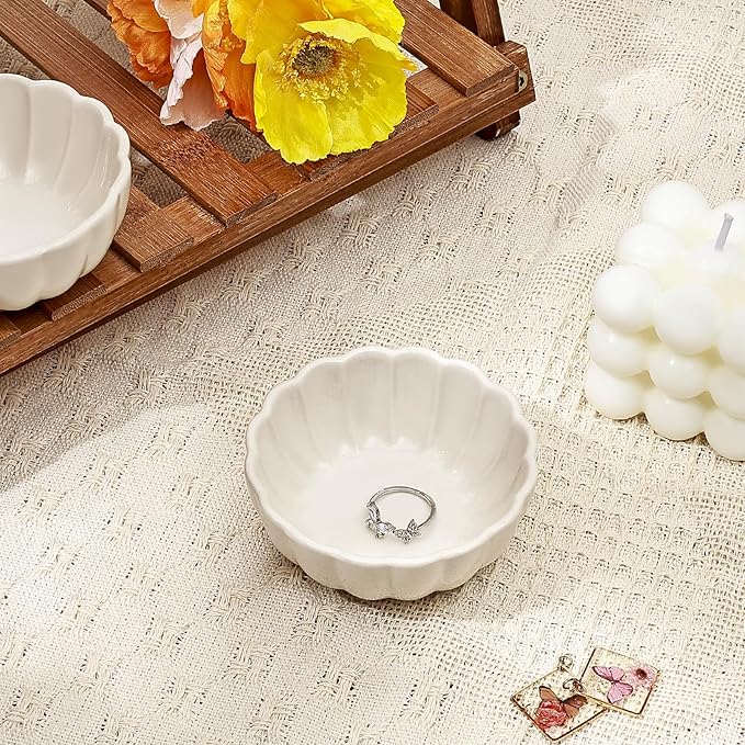 Koythin 2-Piece Small Trinket Dish, Ceramic Jewelry Ring Dish, Flower Key Holder Bowl for Women, Decorative Plate Tray for Dresser, Home Decor Organizer Trinket Tray (Round Petal Flower, White)